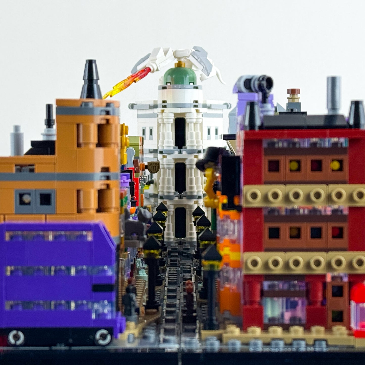 76444 display case lego harry potter diagon alley wizarding shops