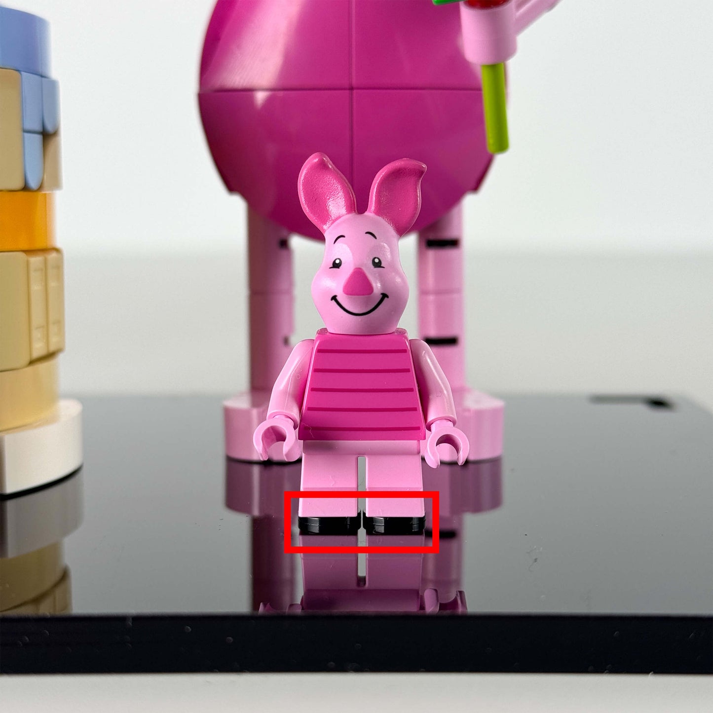 Display Case for LEGO 43305 Disney Piglet's Birthday Fun