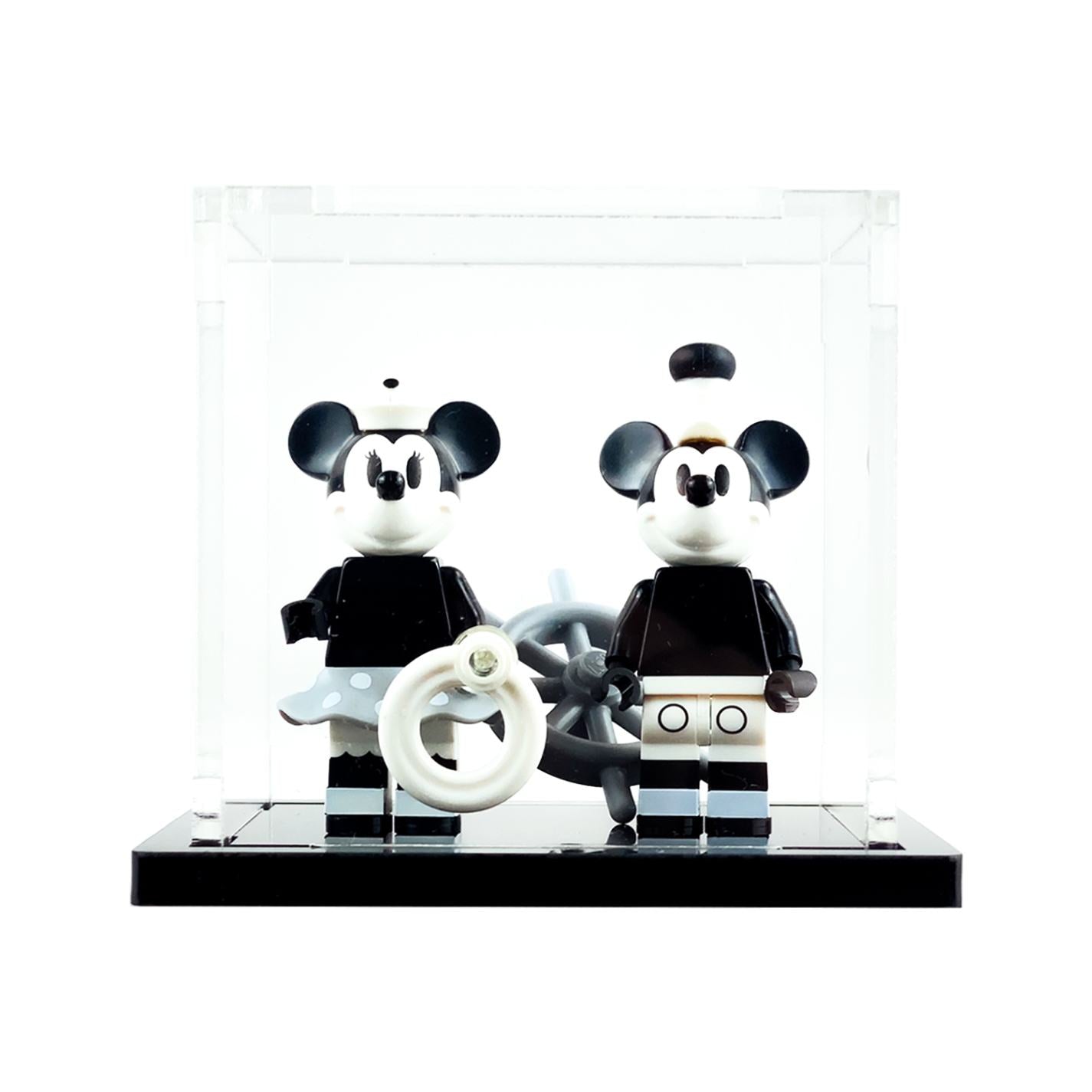 minifigure display case for 2 minifigures