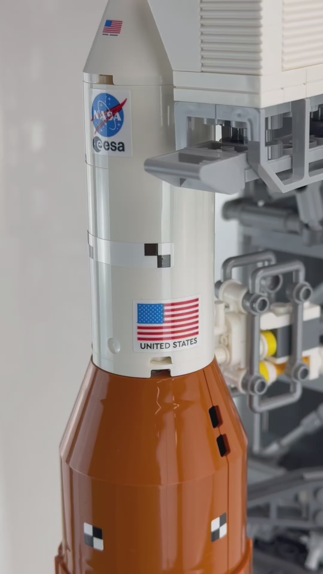 Display Case for LEGO® 10341 Icons NASA Artemis Space Launch